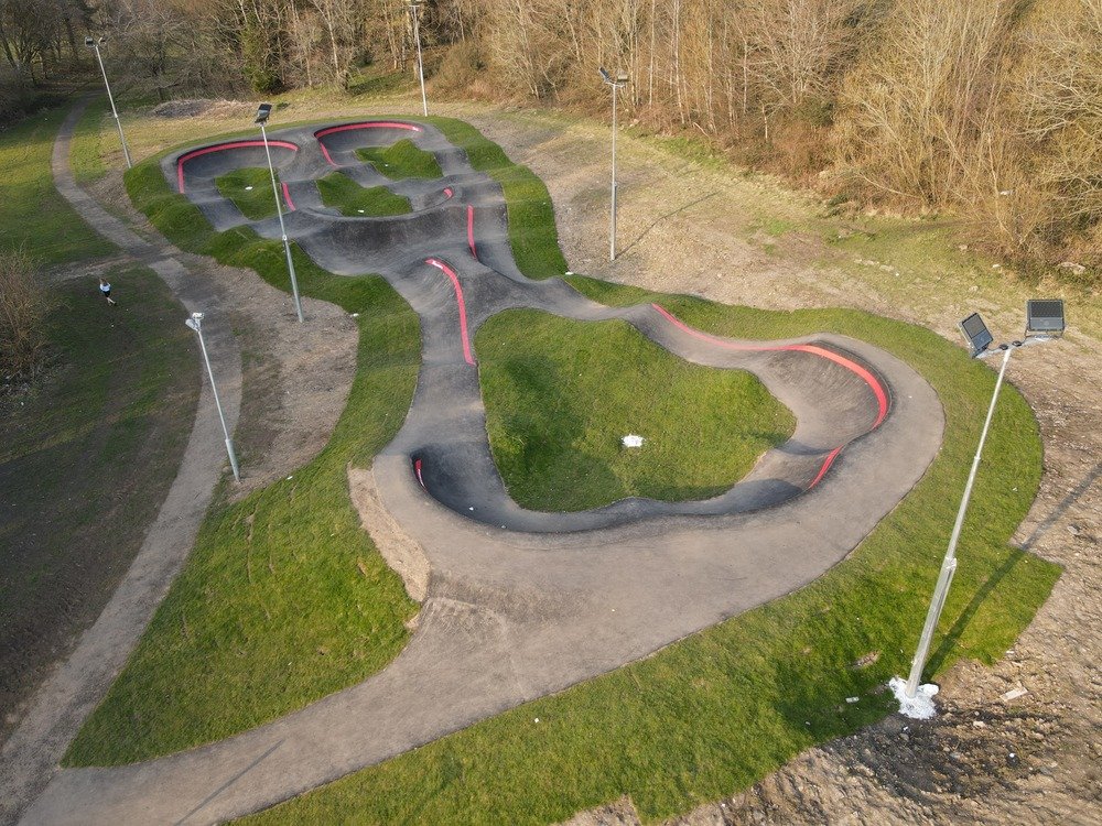 Balbardie Park Pump Track illuminated at night